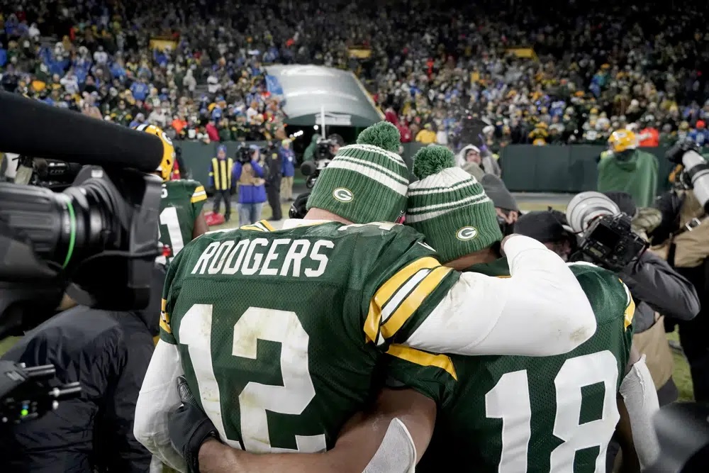 Rodgers, Packers lose to Lions, miss playoffs