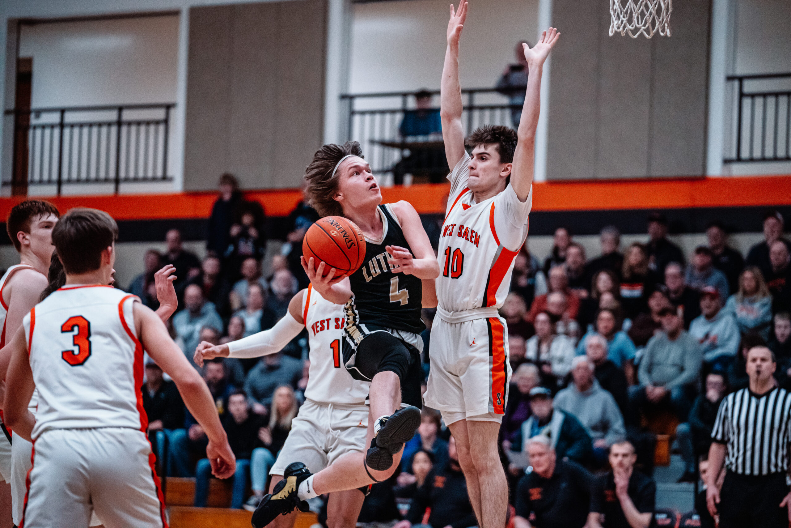 Lattos, Henderson combine for 47, as No. 2 West Salem defeats top-ranked Luther