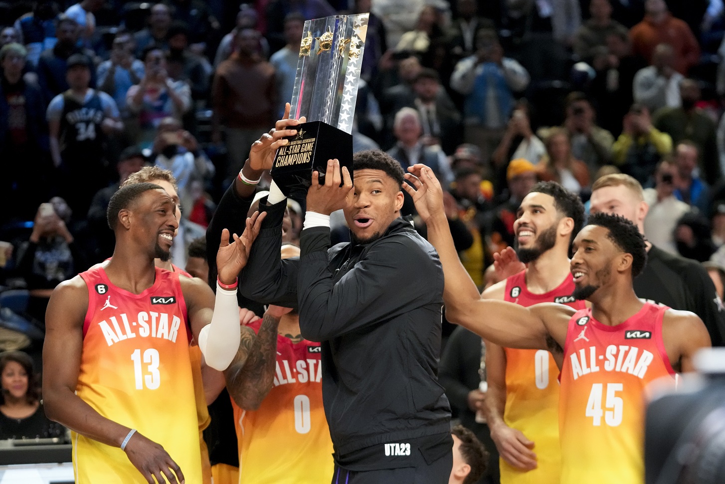 2021 NBA All-Star Game MVP winner: Giannis finishes with 35 points in Team  LeBron victory - DraftKings Network