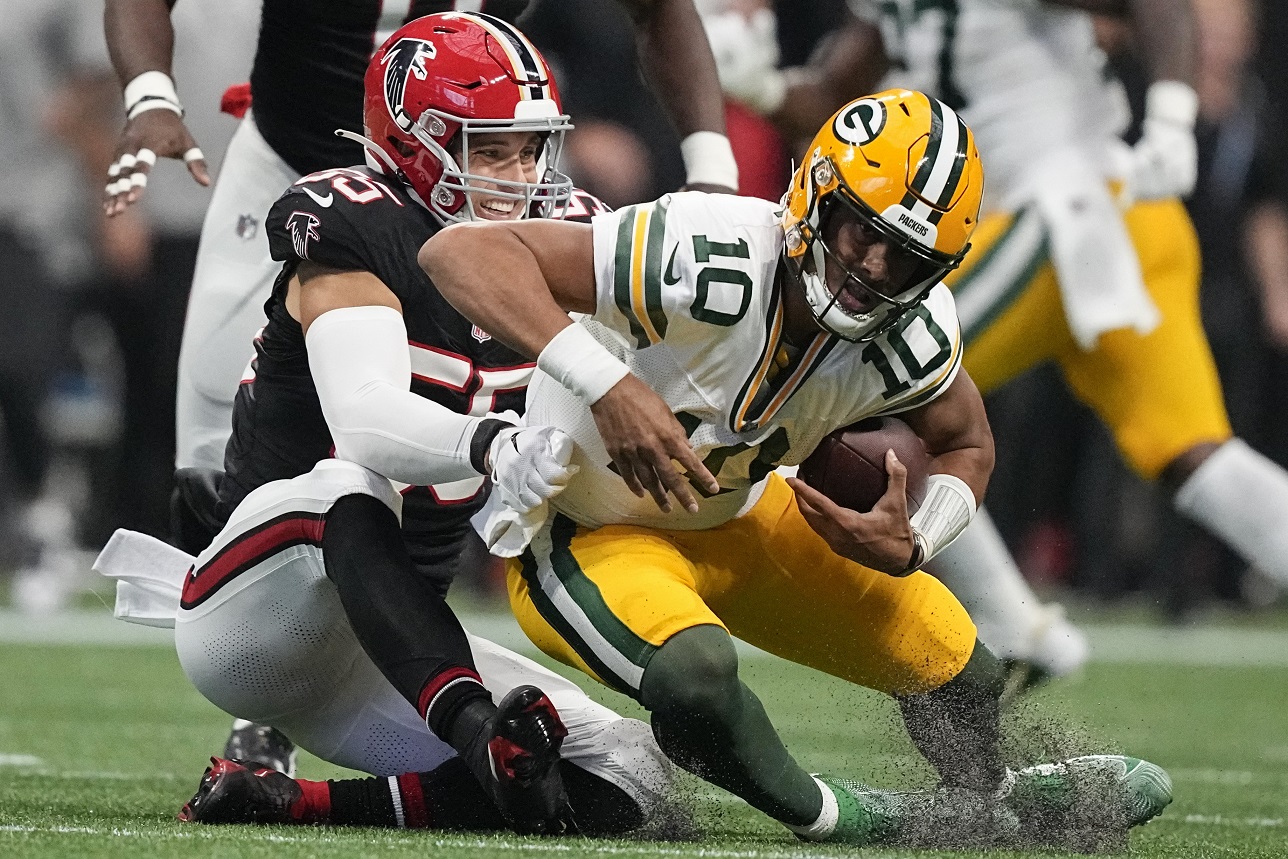 Love takes blame for crucial botched quarterback sneak in Packers’ 25-24 loss to Falcons