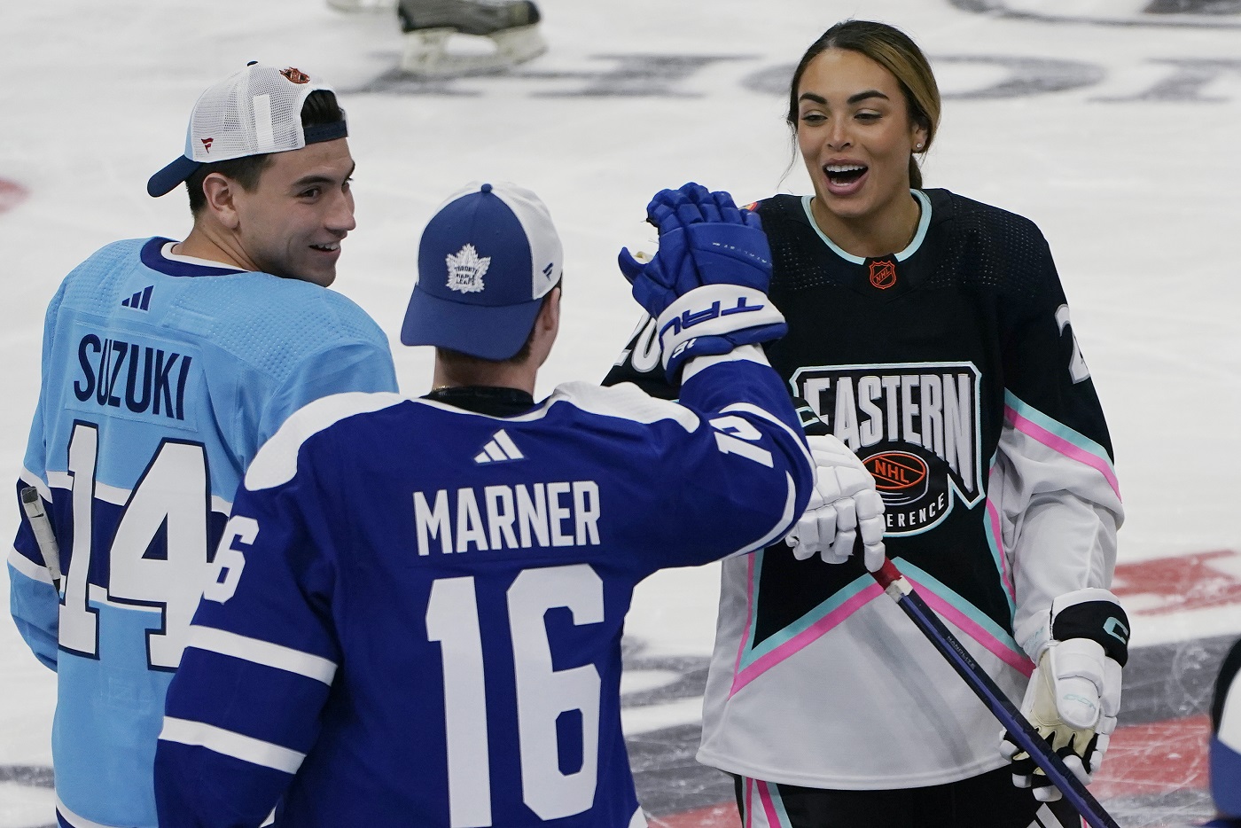 As the NHL lends an assist, top men’s players hope the new women’s hockey league thrives