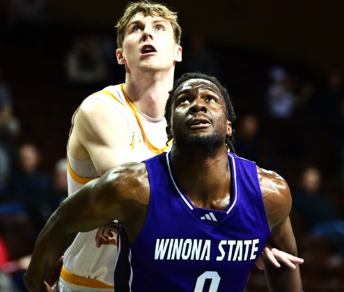WKTY’s Grant Bilse recaps Winona State men’s basketball season with coach Eisner
