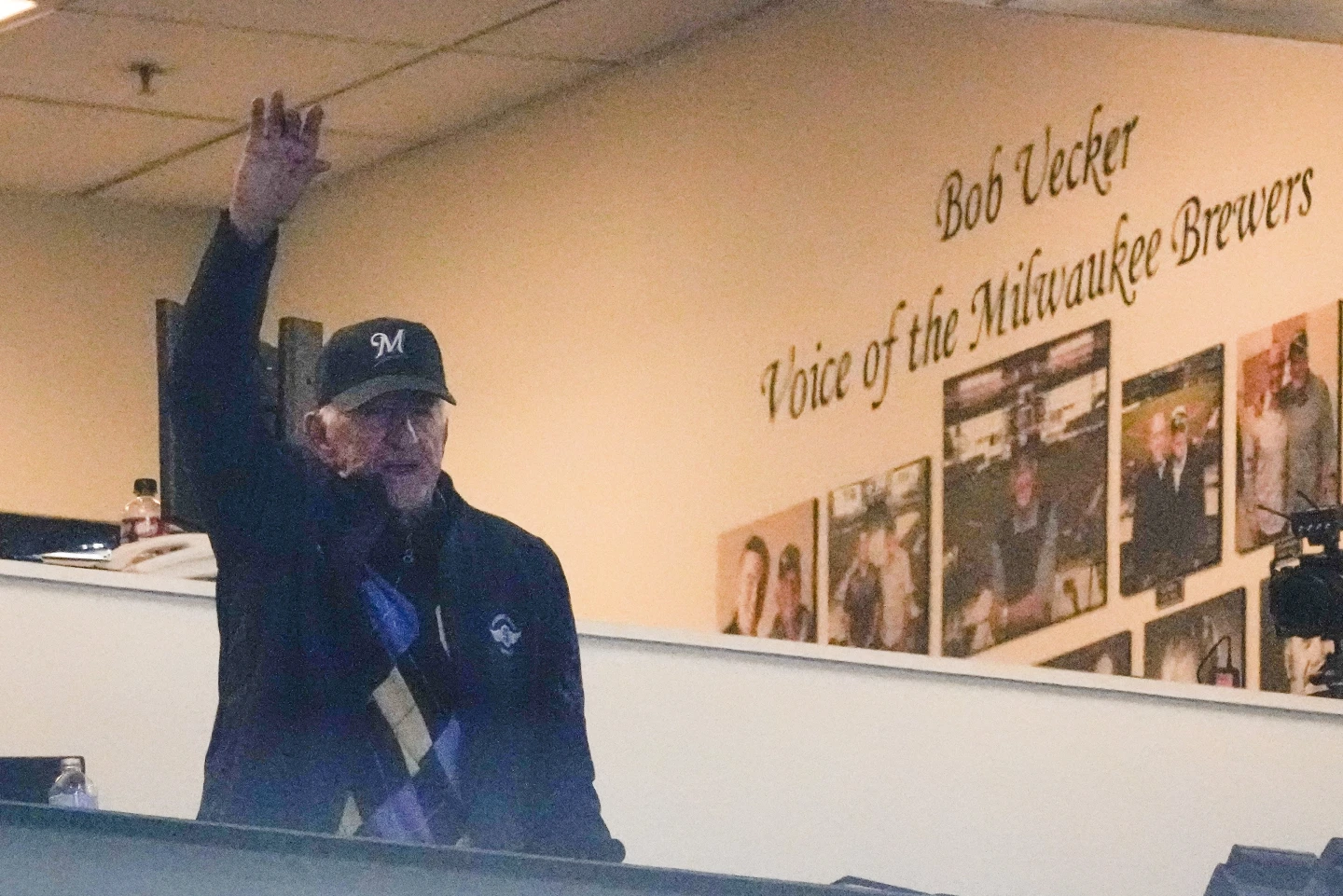Brewers fans celebrate their ‘Mr. Baseball,’ Bob Uecker, who continues to broadcast games at 90