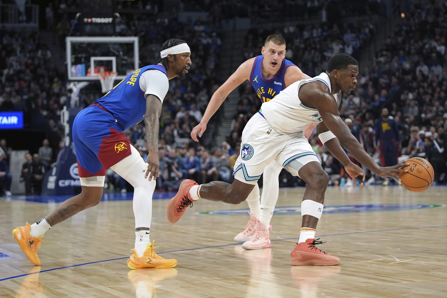 Down 2-0 to Minnesota, Nuggets coach needs to remind team they’re defending champs, asks them to play like it