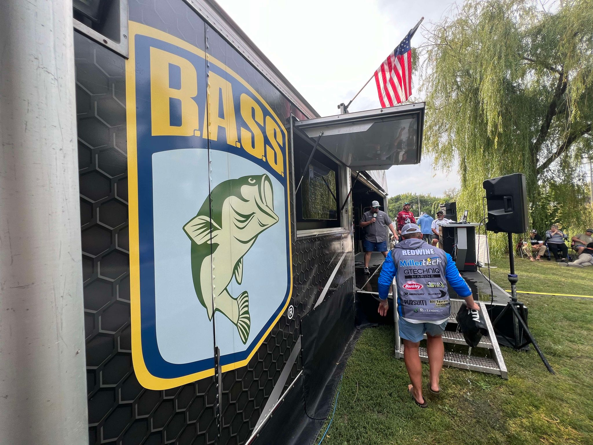 Onalaska’s Cade Laufenberg tops locally in Bassmaster Open that’s taken over Mississippi River