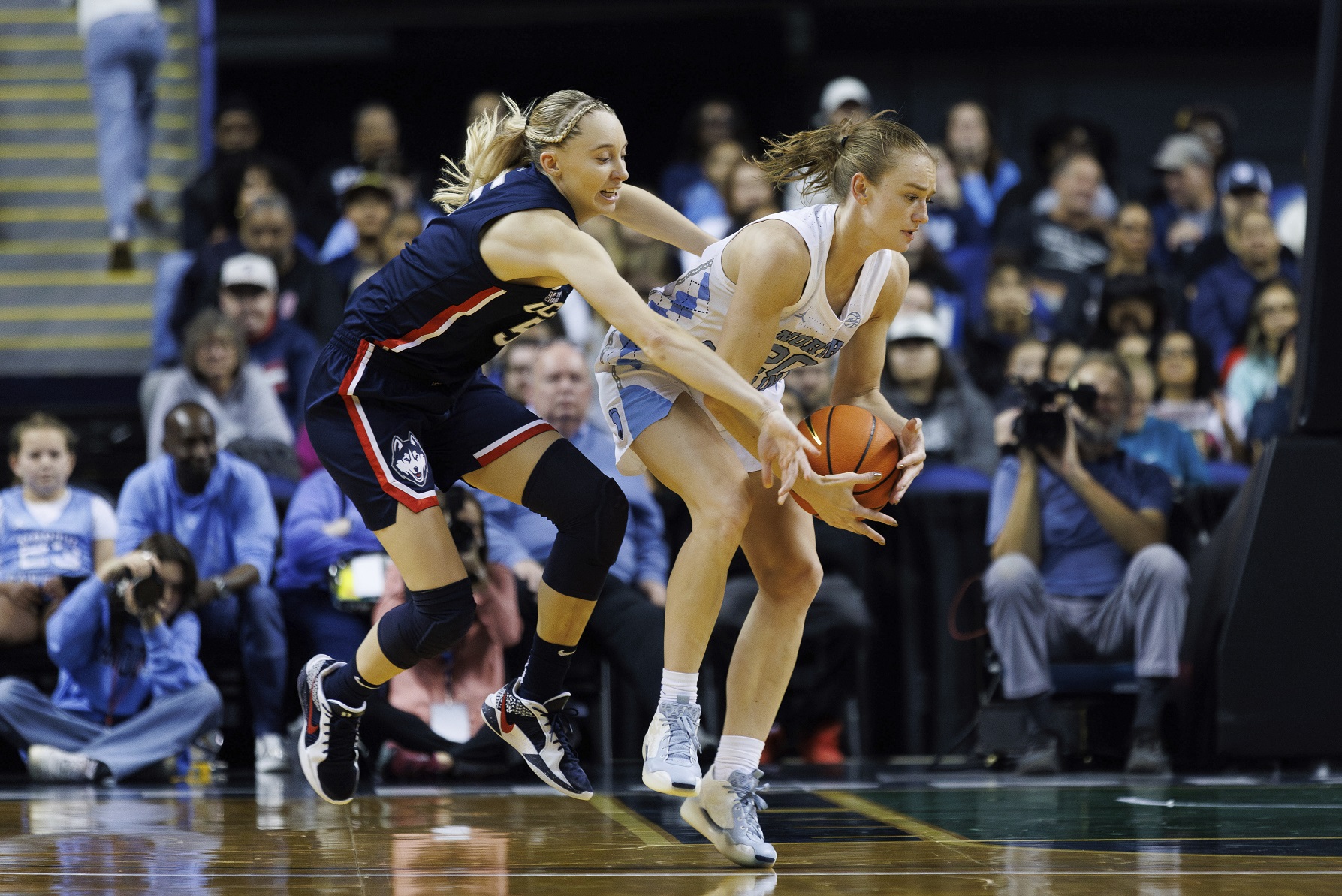 Onalaska’s Donarksi and No. 17 North Carolina take on 11-1 Miami, before showdown with No. 2 Notre Dame