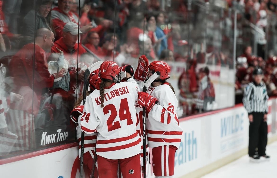 La Crosse’s Kotlowski, No. 1 Badgers hockey at St. Thomas on Friday, Saturday