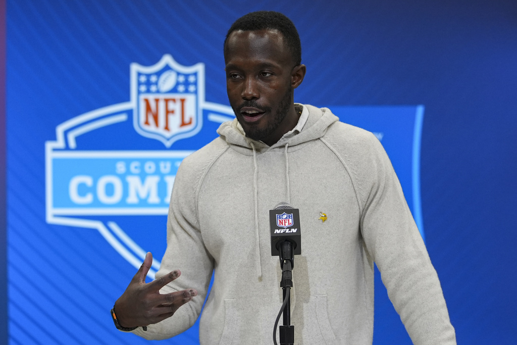 Vikings take Ohio State guard with 24th overall pick