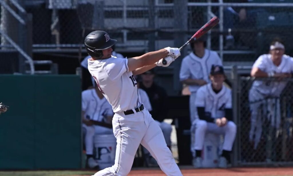 10th-ranked UW-La Crosse baseball looks to add to 15-game win streak Wednesday
