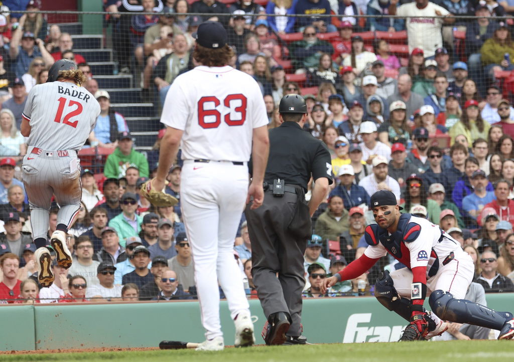 Twins rally for 2nd straight road win behind Harrison Bader's tiebreaking double; beat Red Sox 5-4