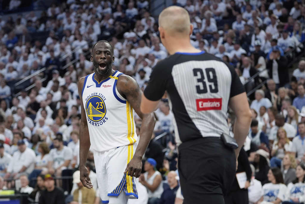 Timberwolves say fan ejected for conduct toward Draymond Green at Thursday's playoff game