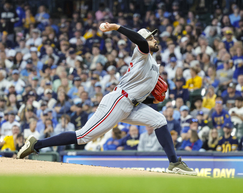López, Jeffers help Twins beat Brewers 7-0 for third straight shutout and 13th consecutive victory