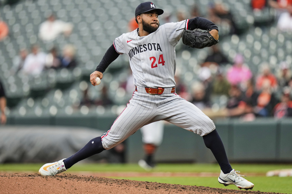 Twins recall right-hander Simeon Woods Richardson for injury-thinned rotation