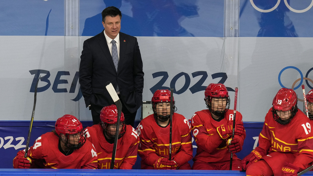 St. Cloud State’s Brian Idalski hired as first coach of PWHL’s expansion team in Vancouver
